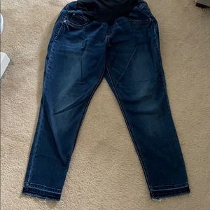 Jessica Simpson Maternity Jeans; ankle length